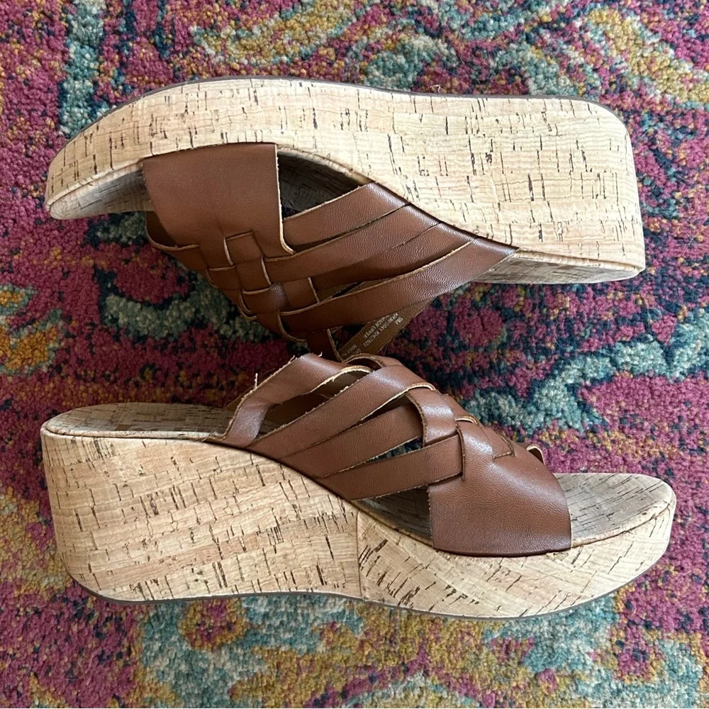 Korks | Women’s Cognac Brown Woven Leather Bridge Strap Slip On Cork Wedges Sz 9